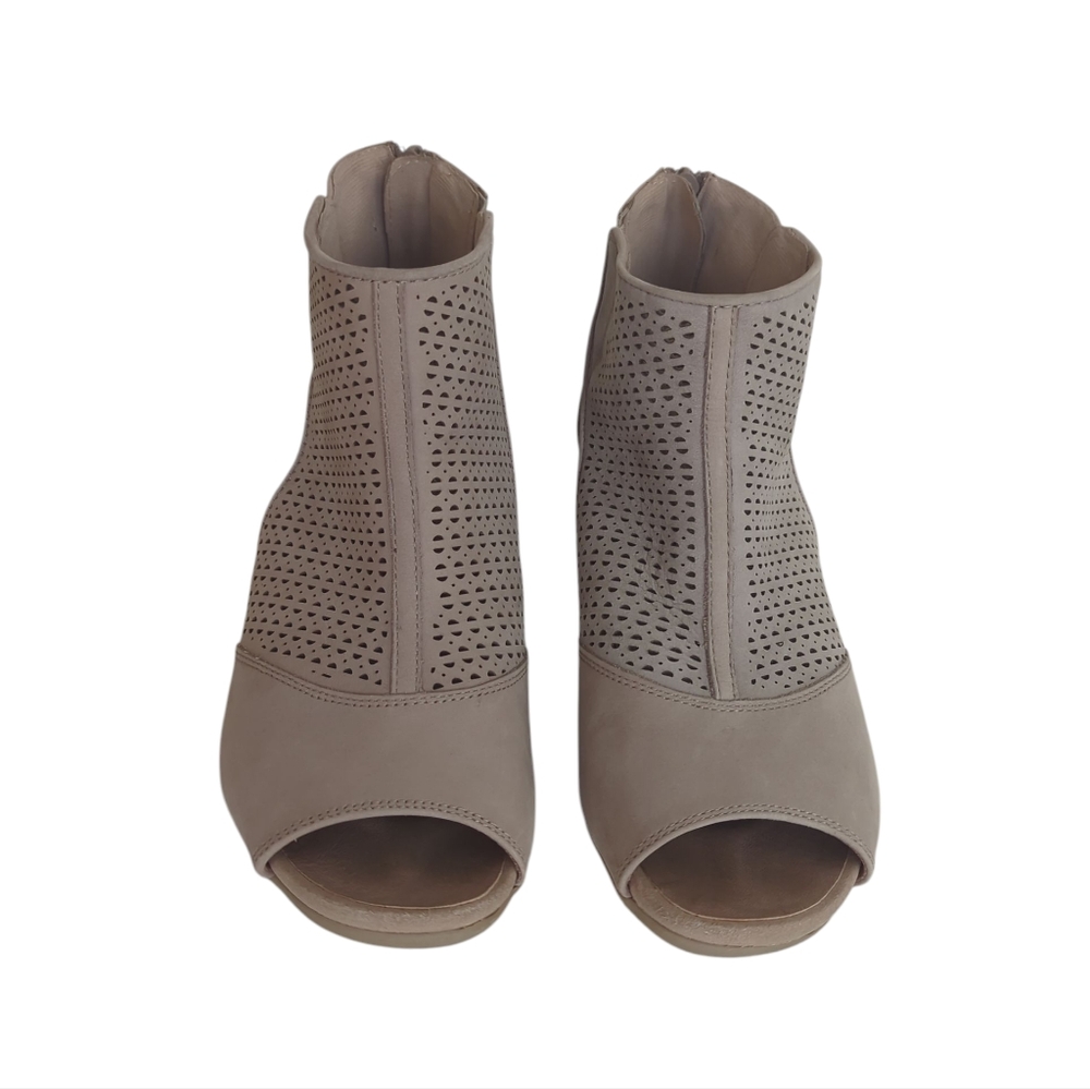 Earth Ivy Sahara Open Toe Leather Shooties 9W Tan - Picture 8 of 16
